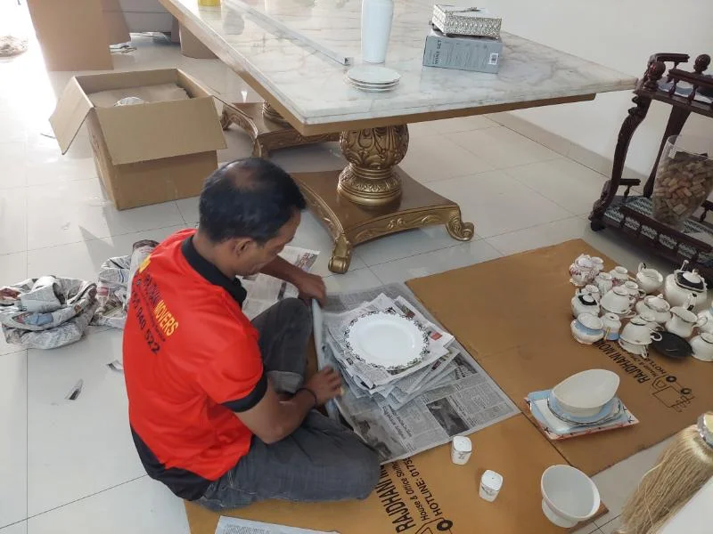 Why Choose Rajdhani Movers for House Shifting in Banani